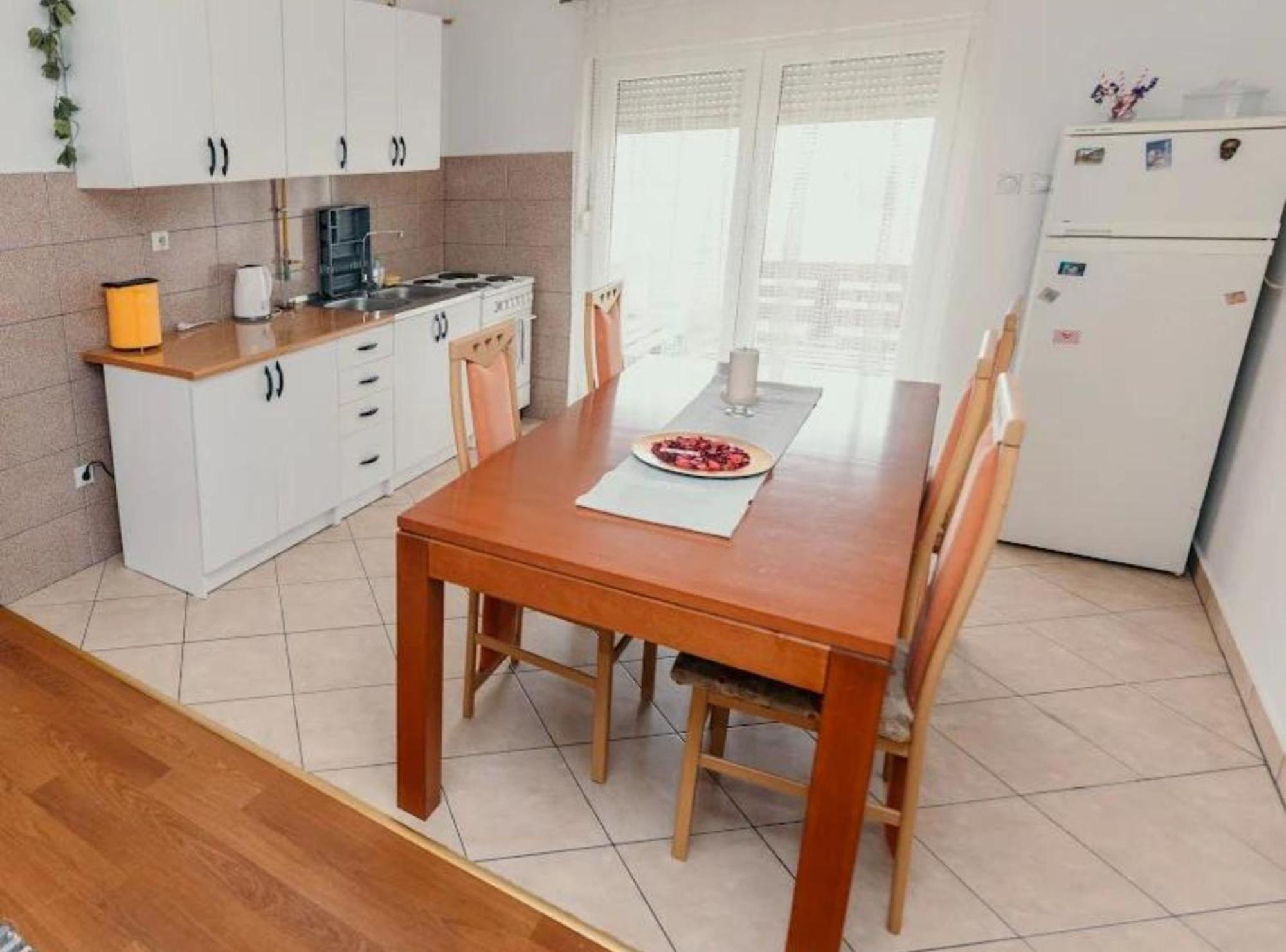 Apartmani Tea I Toni Gradiste Exteriér fotografie