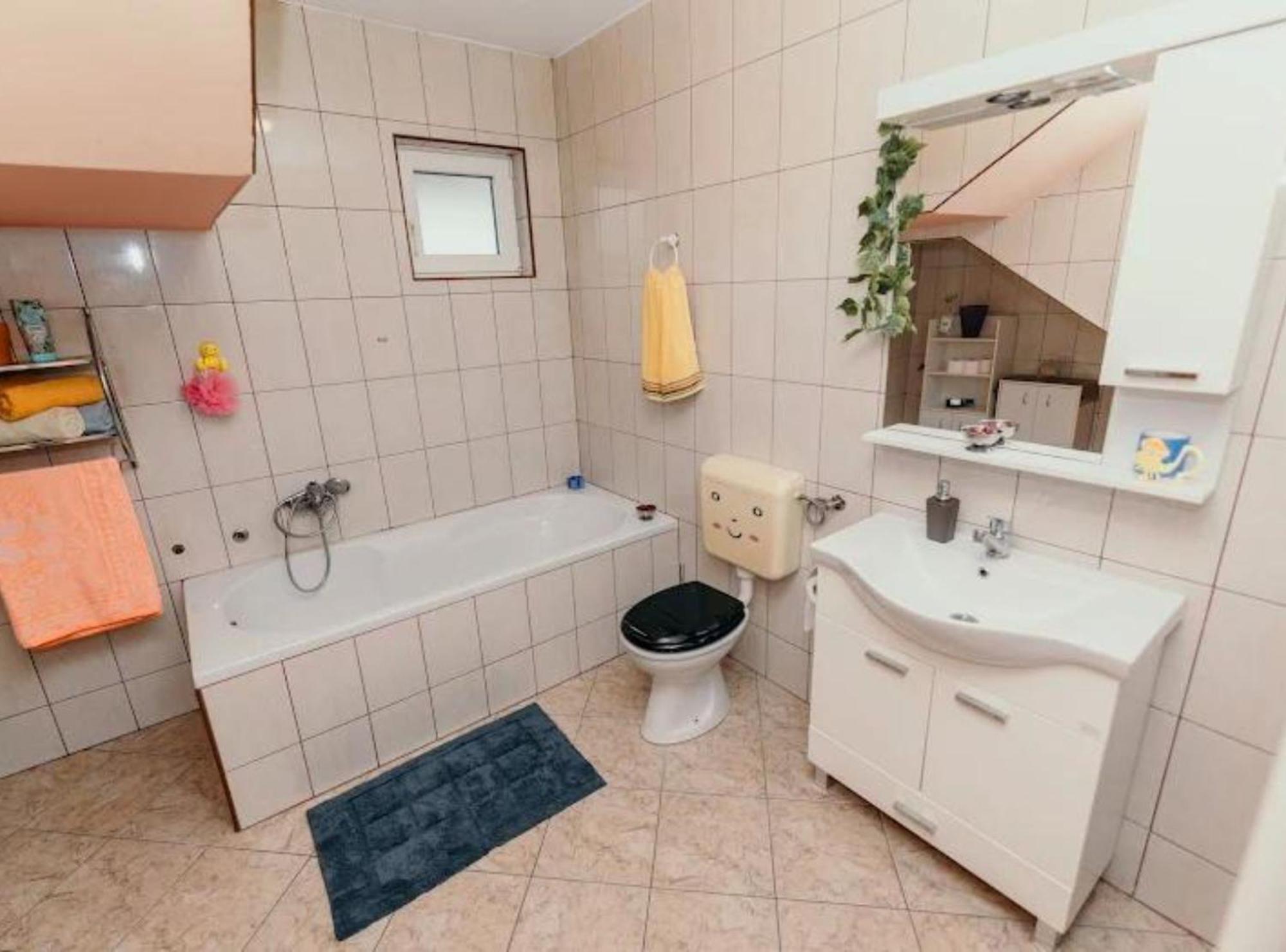 Apartmani Tea I Toni Gradiste Exteriér fotografie