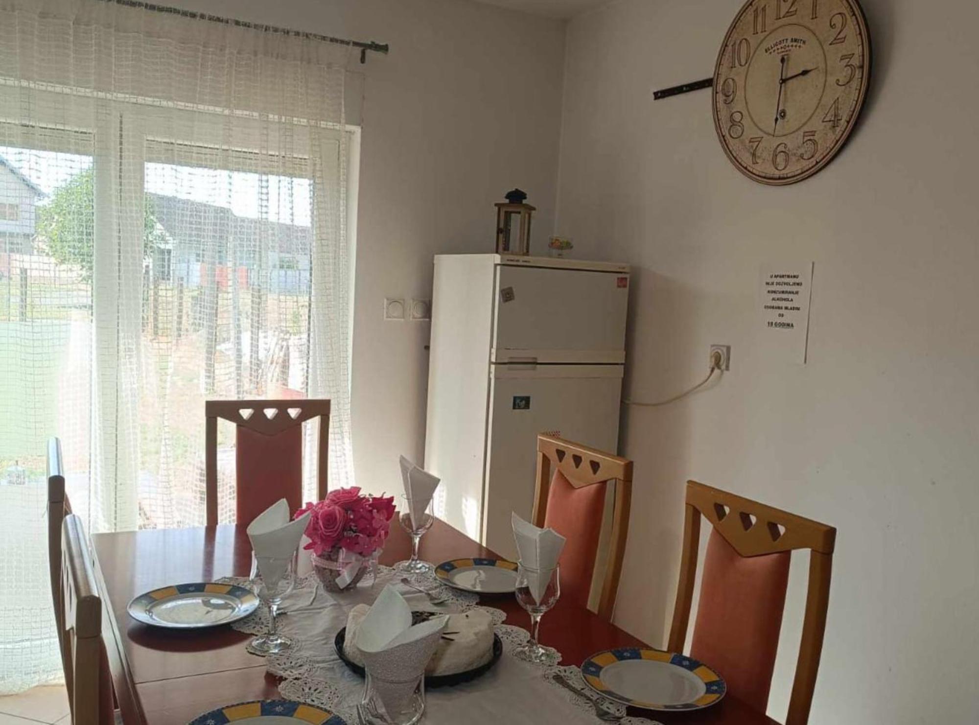 Apartmani Tea I Toni Gradiste Exteriér fotografie